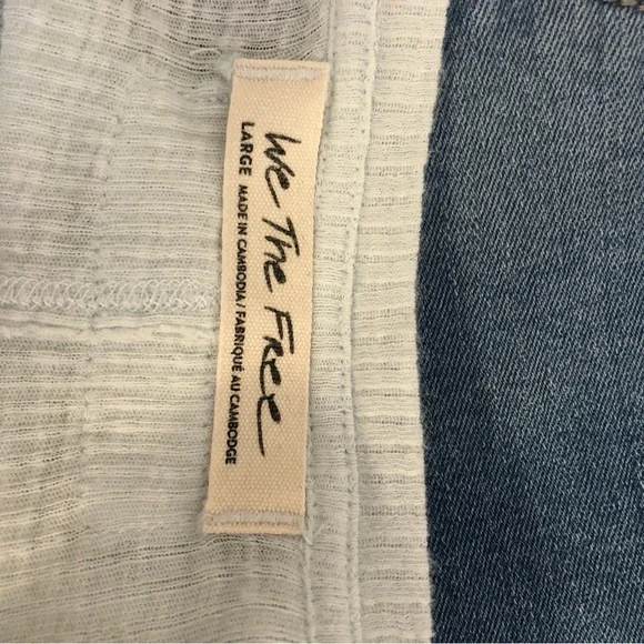 Top - Picture 4 of 4